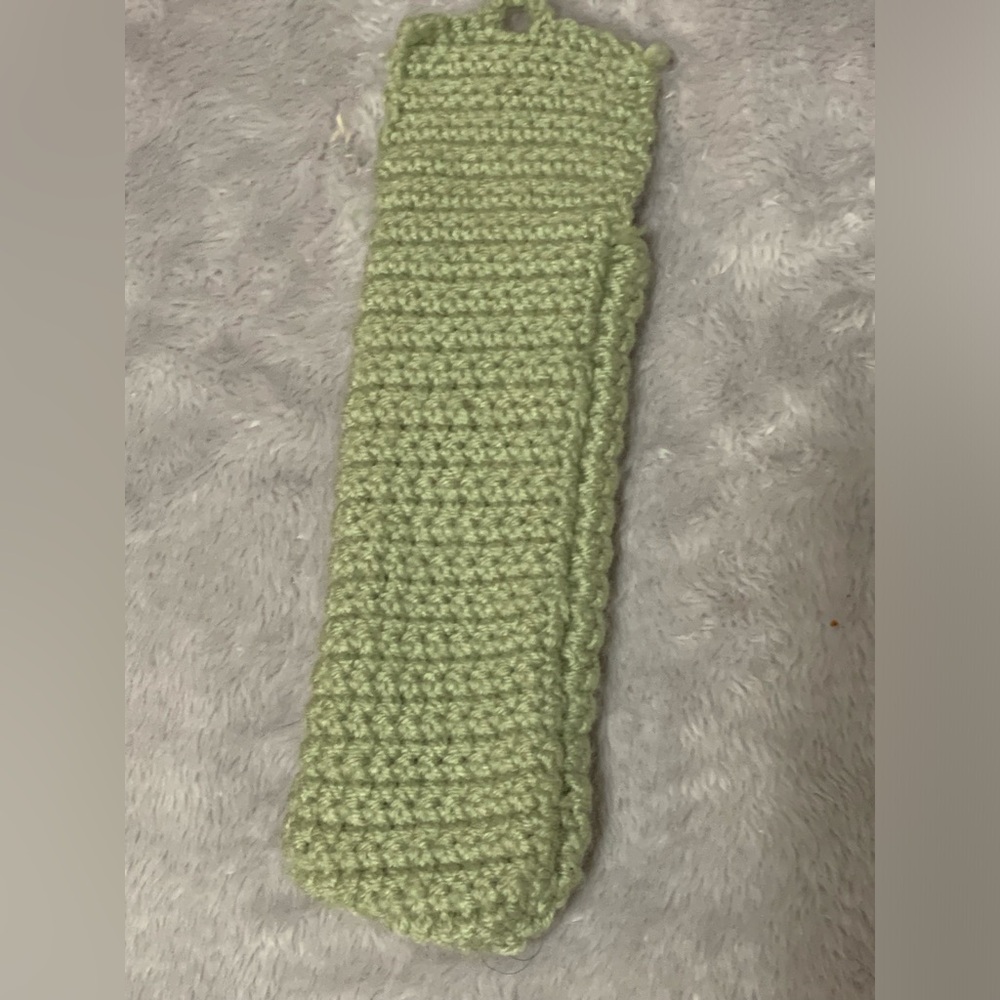 handmade crochet pencil case without button
